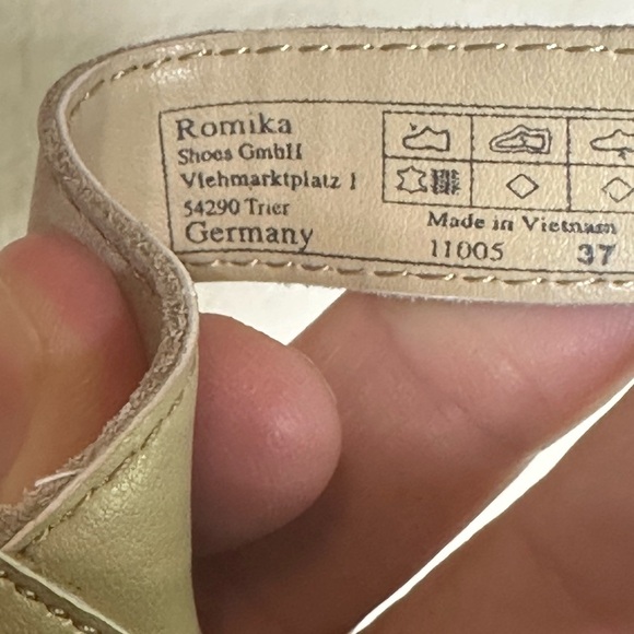 Romika Women's Sandals in Shimmering Gold 37 US 6.5 New Josef Seibel Leather - Picture 11 of 11